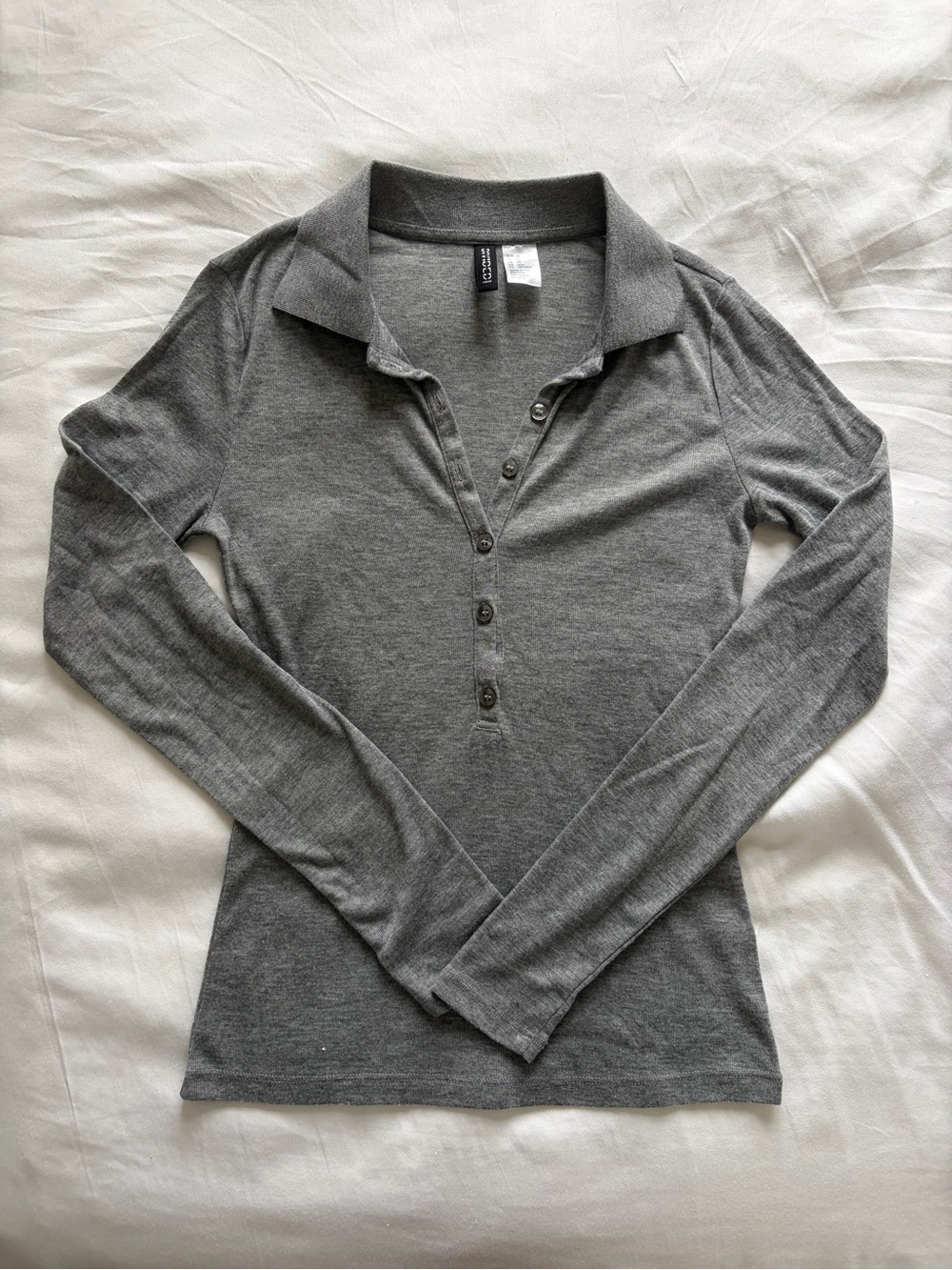 H&M Gray Long-Sleeve Polo Knit Top